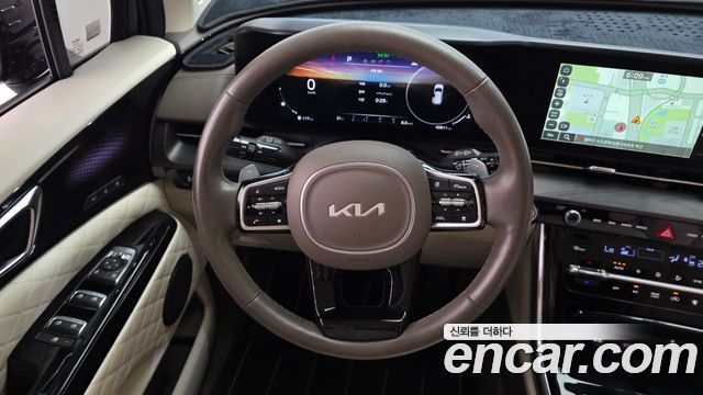 Kia Canival 2023 — photo 19