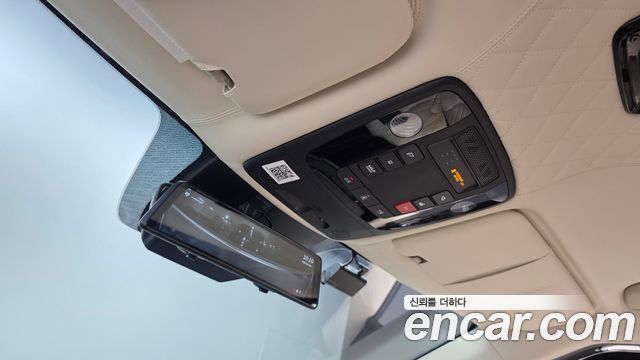 Kia Canival 2023 — photo 24