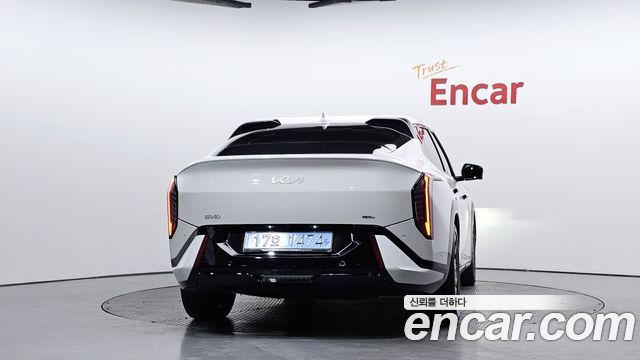Kia EV4 2026 — photo 4