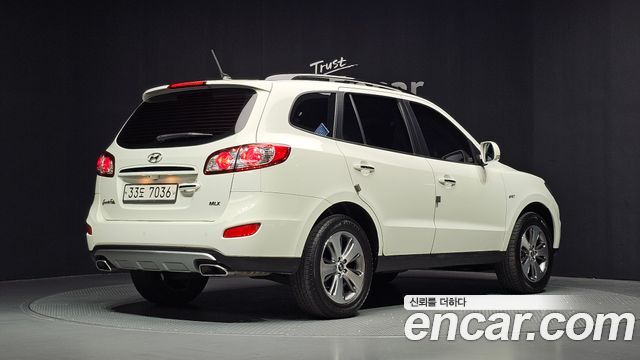 Hyundai Santafe 2012 — photo 2