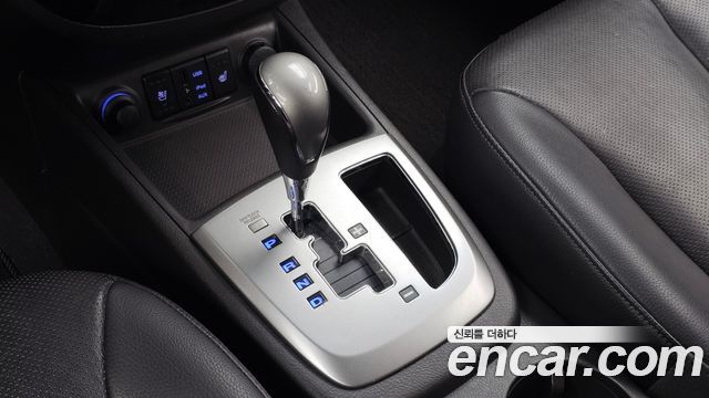 Hyundai Santafe 2012 — photo 12