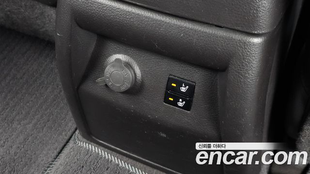 Hyundai Santafe 2012 — photo 31