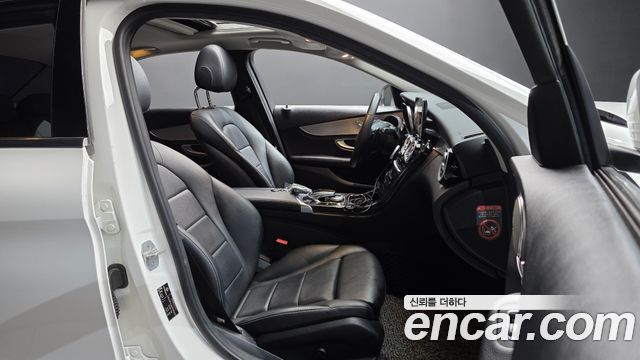 Mercedes-Benz C-Class 2015 — photo 11