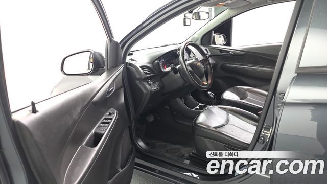 Chevrolet Korea Spark 2018 — photo 13
