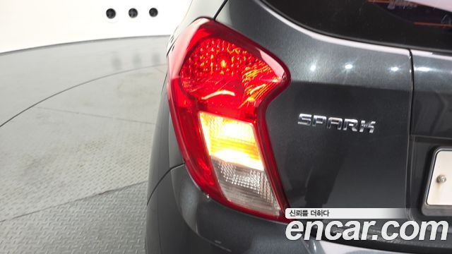 Chevrolet Korea Spark 2018 — photo 9