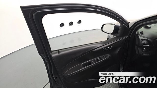 Chevrolet Korea Spark 2018 — photo 14