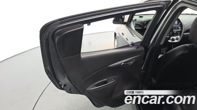 Chevrolet Korea Spark 2018 — photo 15