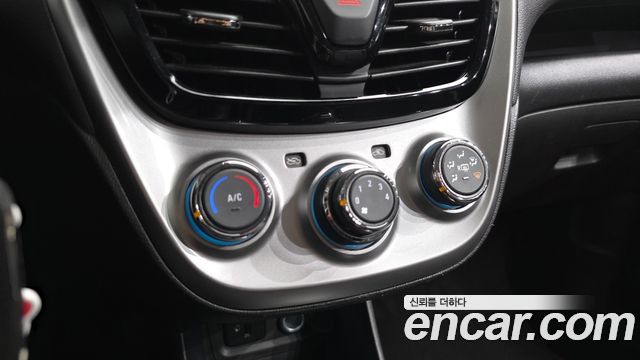 Chevrolet Korea Spark 2018 — photo 31