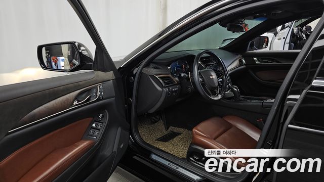 Cadillac CTS 2017 — photo 13