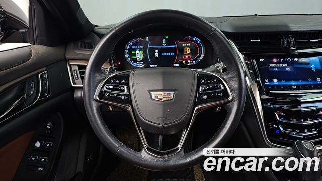 Cadillac CTS 2017 — photo 19