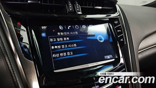Cadillac CTS 2017 — photo 22