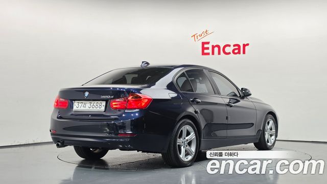 BMW 3-Series 2012 — photo 2