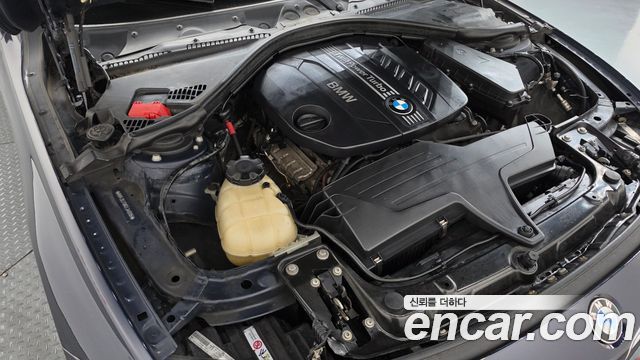 BMW 3-Series 2012 — photo 6