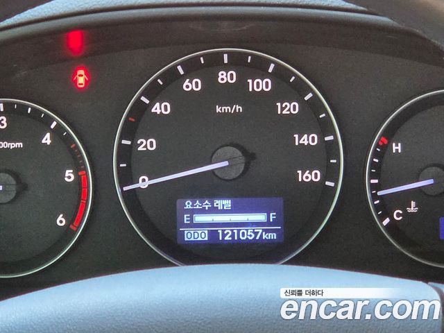 Hyundai Starex 2017 — photo 20
