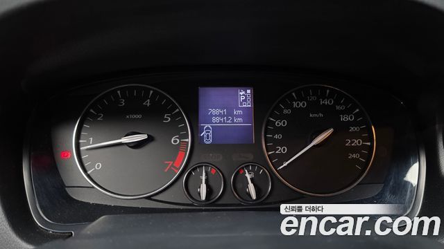Renault Korea SM5  2011 — photo 8