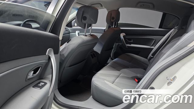 Renault Korea SM5  2011 — photo 12