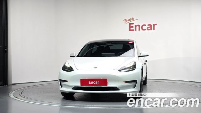Tesla Model 3 2022 — photo 3