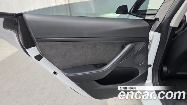 Tesla Model 3 2022 — photo 15