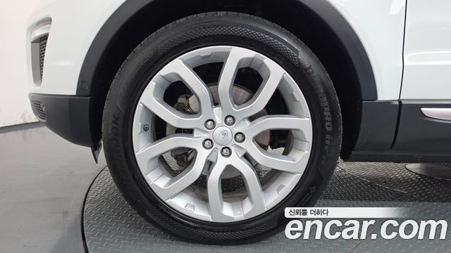 Land Rover Range Rover Evoque 2016 — photo 5