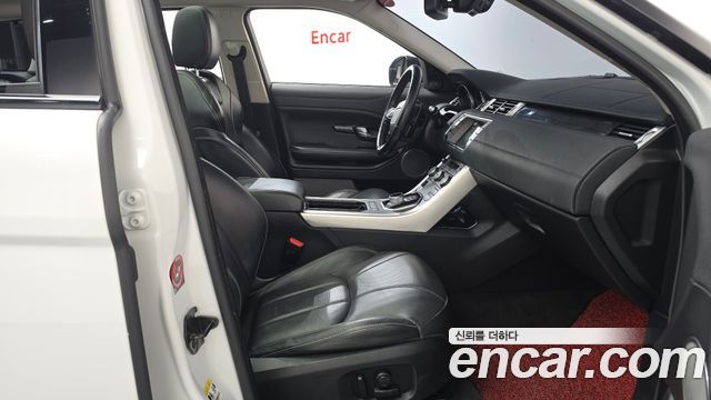 Land Rover Range Rover Evoque 2016 — photo 11