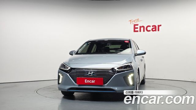 Hyundai Ioniq 2017 — photo 3