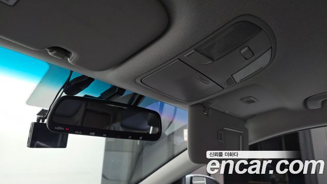 Hyundai Ioniq 2017 — photo 19