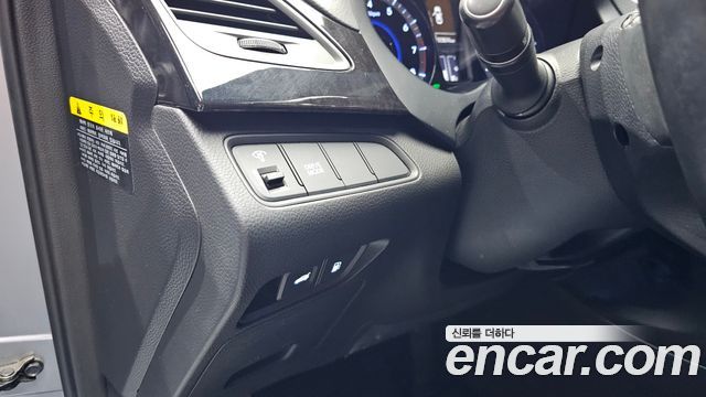 Hyundai Grandeur 2016 — photo 16