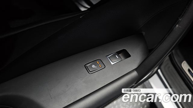 Hyundai Grandeur 2016 — photo 18