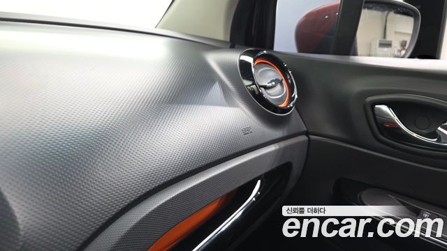 Renault Korea QM3 2015 — photo 34