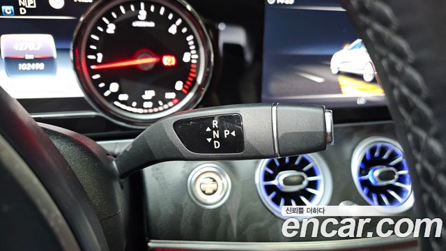 Mercedes-Benz E-Class 2017 — photo 9