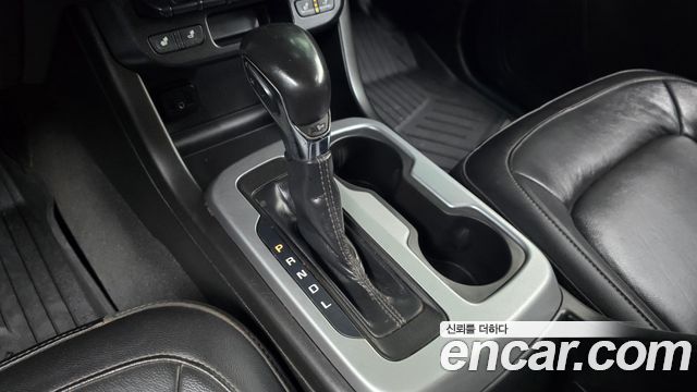 Chevrolet Korea Colorado 2022 — photo 12