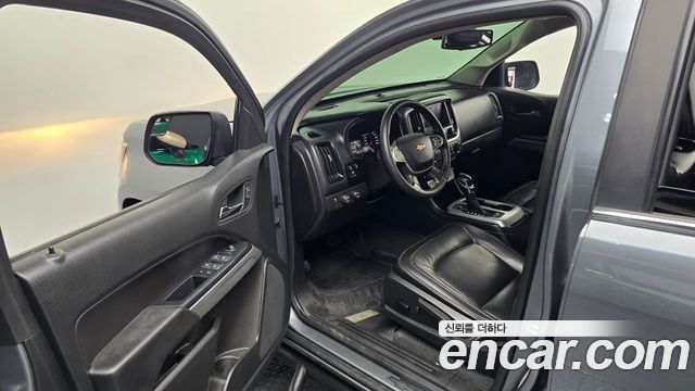 Chevrolet Korea Colorado 2022 — photo 17