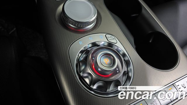 Genesis GV60 2022 — photo 12