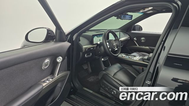 Genesis GV60 2022 — photo 13