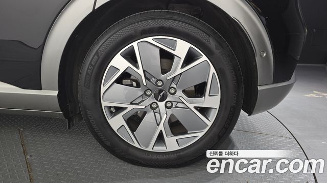 Genesis GV60 2022 — photo 7