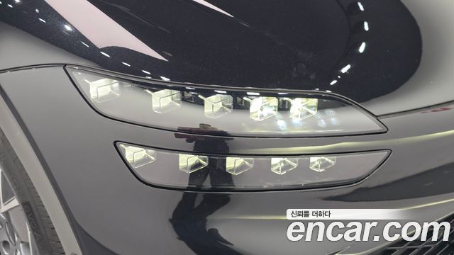Genesis GV60 2022 — photo 8