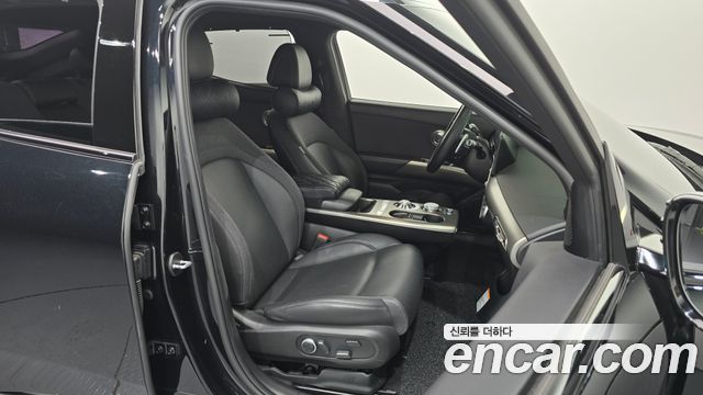 Genesis GV60 2022 — photo 16