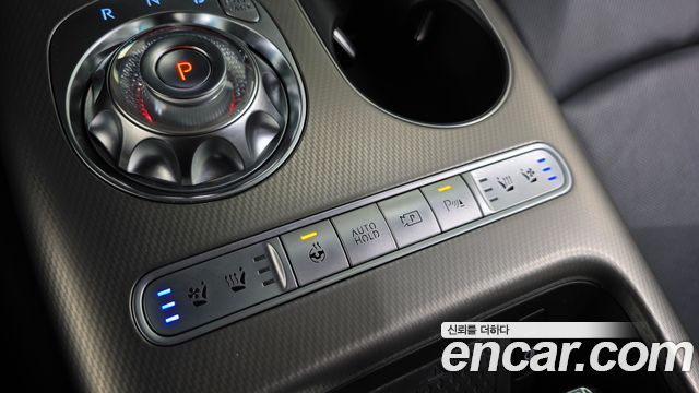 Genesis GV60 2022 — photo 34