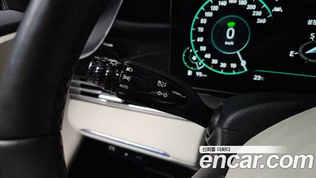Hyundai Grandeur 2022 — photo 23