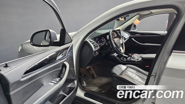 BMW X4 2022 — photo 13