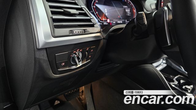 BMW X4 2022 — photo 23