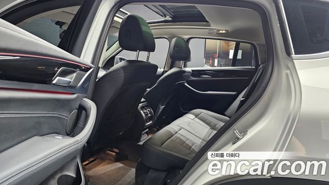 BMW X4 2022 — photo 16