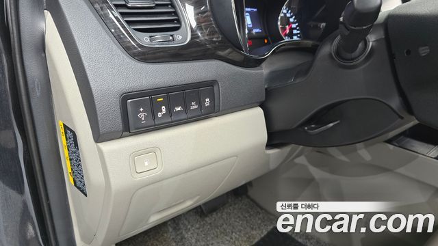 Kia Canival 2019 — photo 27