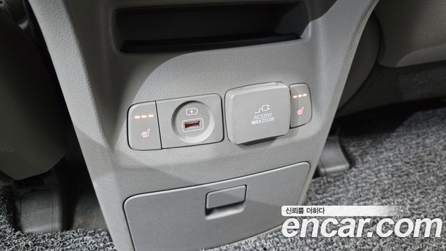 Kia Canival 2019 — photo 31