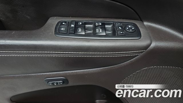 Jeep Cherokee 2018 — photo 27