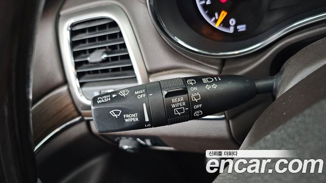 Jeep Cherokee 2018 — photo 28