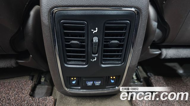 Jeep Cherokee 2018 — photo 31