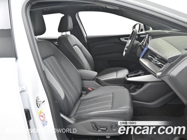 Audi Q4 e-tron 2026 — photo 10