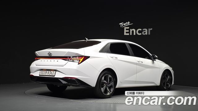 Hyundai AVANTE 2021 — photo 2