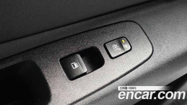 Hyundai AVANTE 2021 — photo 25